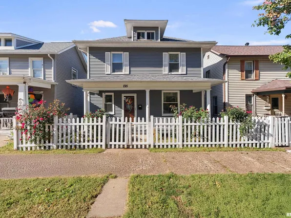 1315 7th Ave, Moline, IL 61265