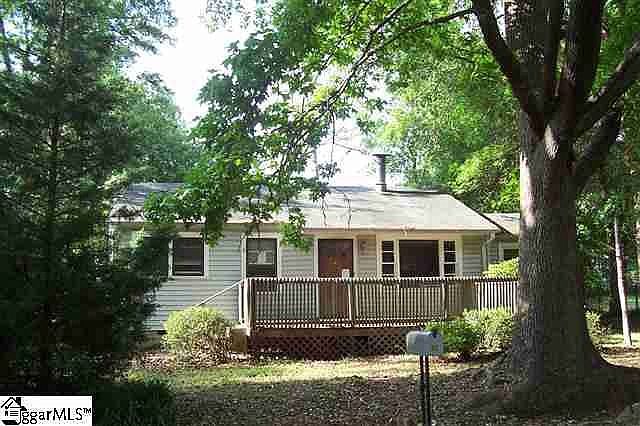 1st image of 208 Dukeland Dr