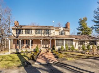1695 Mountain Top Rd, Bridgewater, NJ 08807