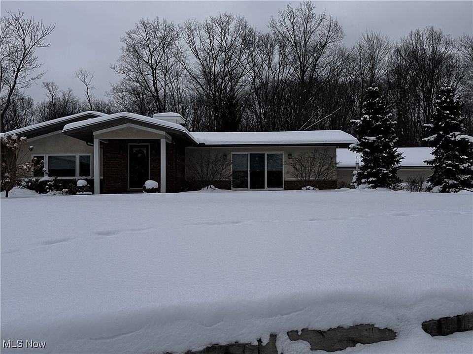 1st image of 7633 Hidden Valley Dr