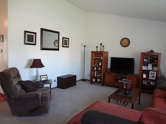 5th image of 407 Kiva Ct