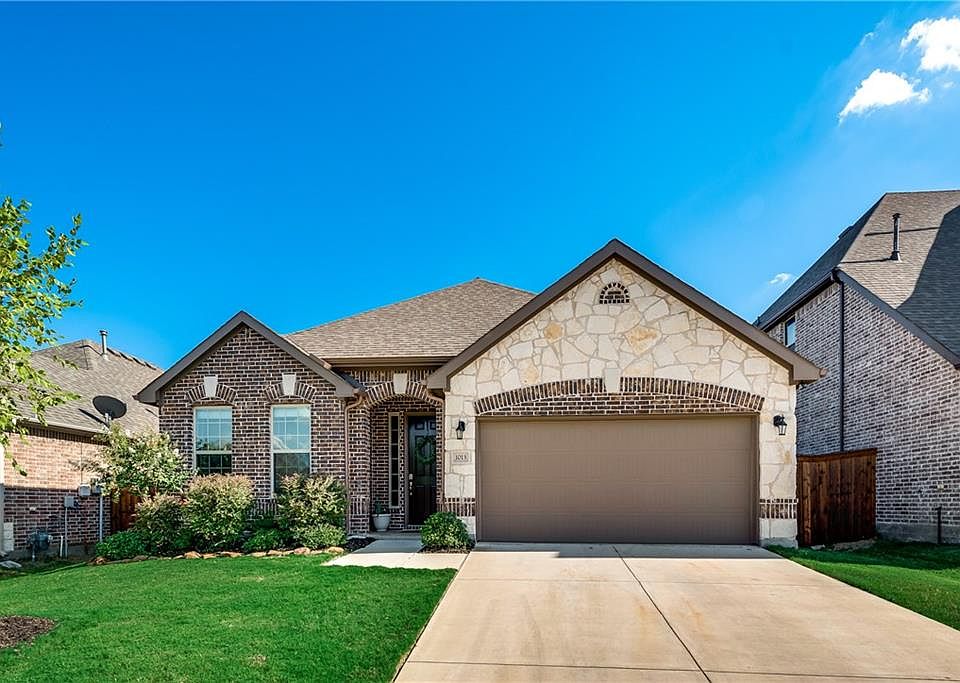 1st image of 1013 Llano Falls Dr