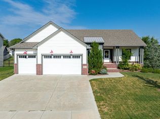 2814 E Mantane Cir, Wichita, KS 67219