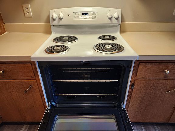 5th image of 1216 & 1220 Moseley Dr #1220-20
