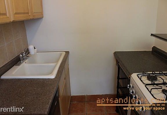 4th image of 88 Clermont Ave