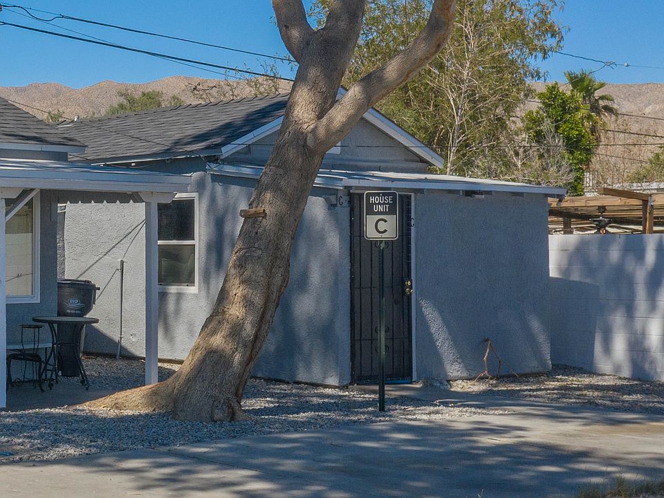 Front View of Casita