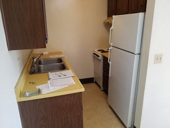 2nd image of 401 N East St #202