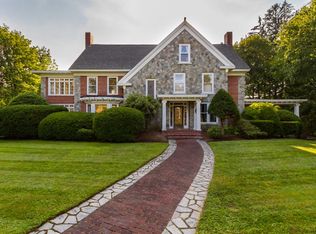 238 Pleasant St, Laconia, NH 03246