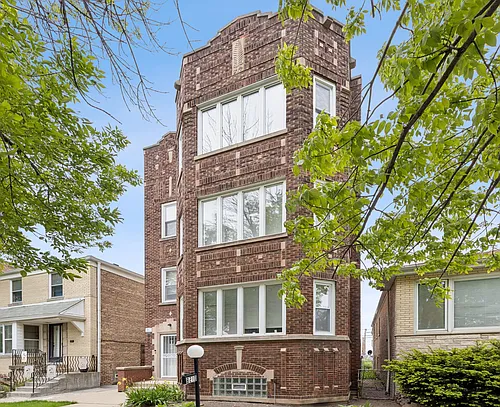 8210 S Marshfield Ave #1 Photo 1