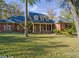 2200 Live Oaks Dr, Little Rock, AR 72223