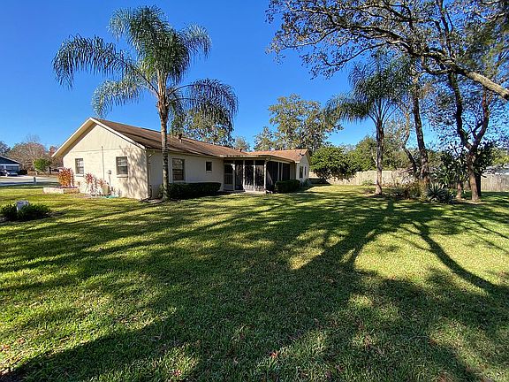 2nd image of 8004 Pagoda Dr
