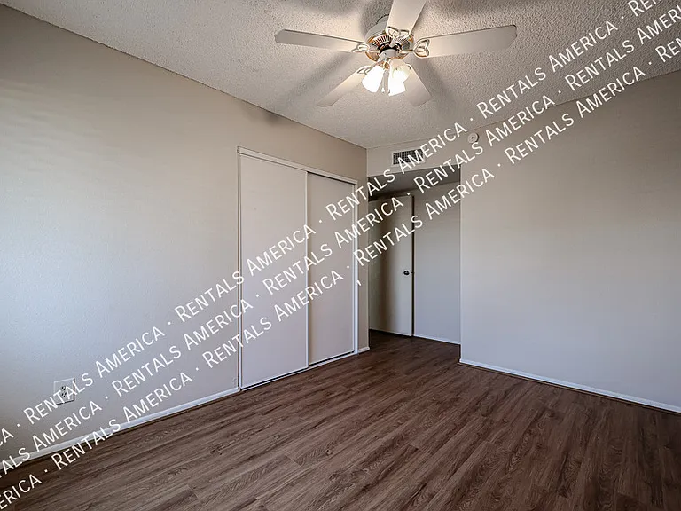 2466 W Onza Ave — Photo 28