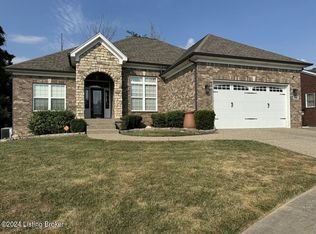 6307 Hollow Tree Rd, Louisville, KY 40228