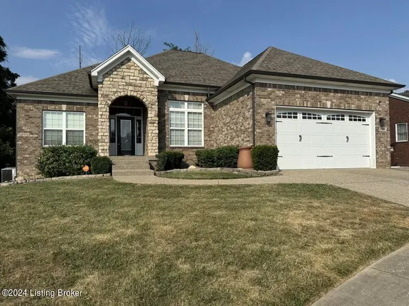 6307 Hollow Tree Rd, Louisville, KY 40228