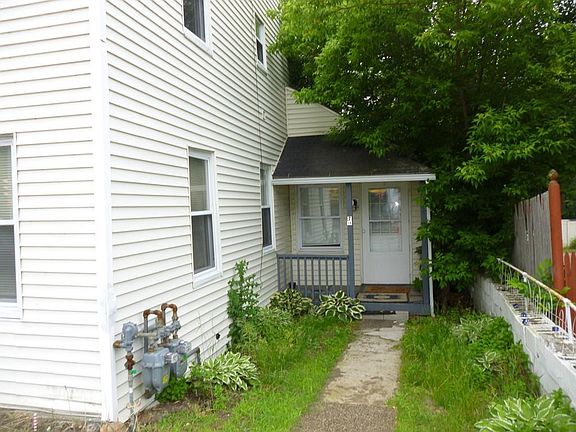 4th image of 7 Elm St