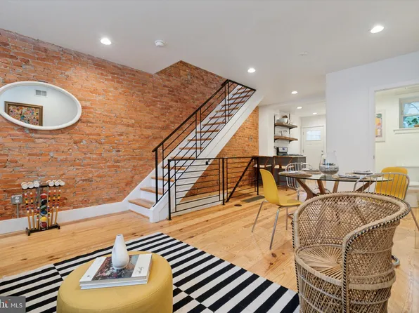 1919 Watkins St, Philadelphia, PA 19145