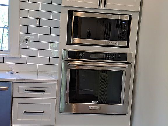 Wall Oven
