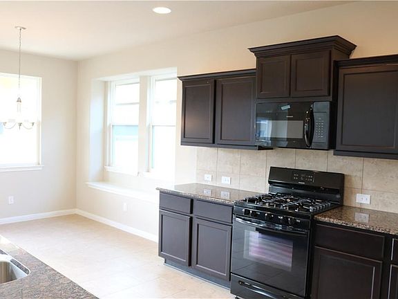 5th image of 8069 Bassano Dr
