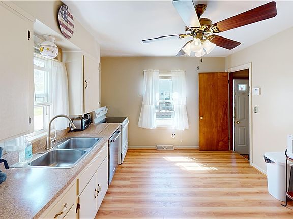 2nd image of 1655 13th St