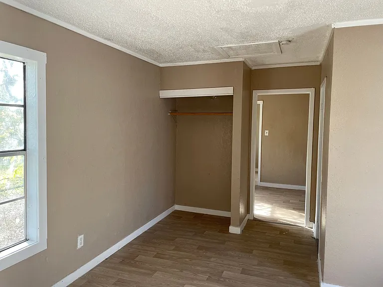 1133 Hibiscus St — Photo 5