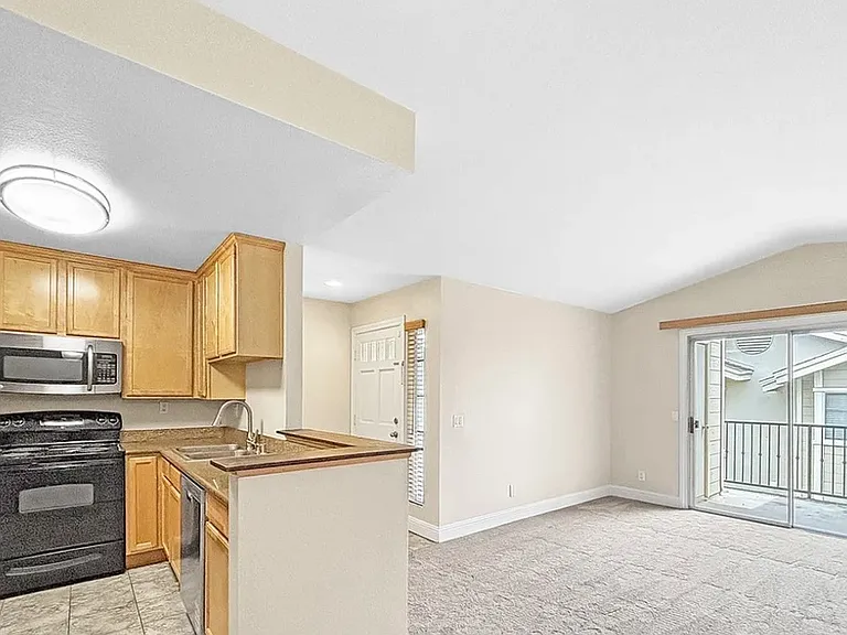 3555 Grove St #230 — Photo 16