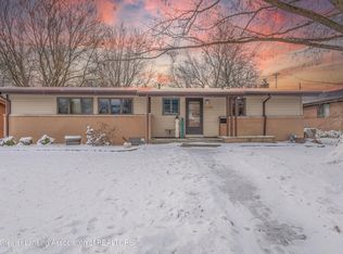 2320 Mark Ave, Lansing, MI 48912
