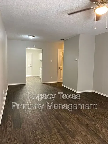 1302 Berry Dr Photo 1 1302 Berry Dr Photo 1