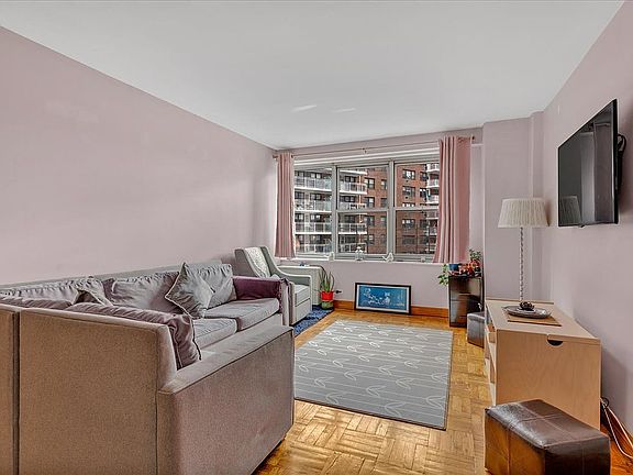 3rd image of 125-10 Queens Blvd #714