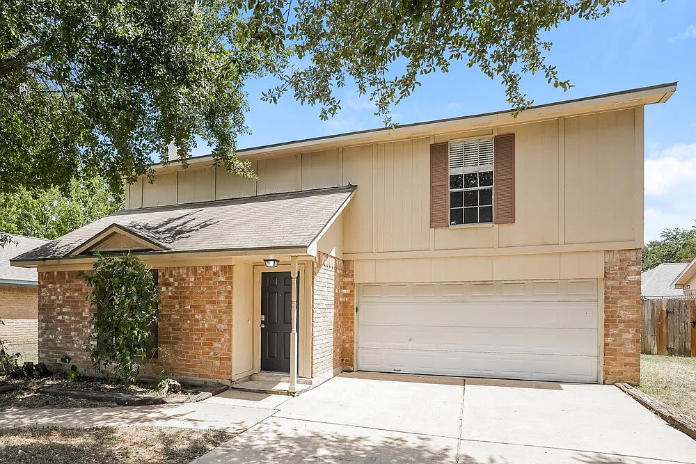 4 bed, 2.5 bath, 1561 sqft, $1,805 — Photo 4
