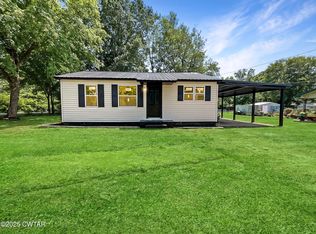236 Clover St, Bruceton, TN 38317