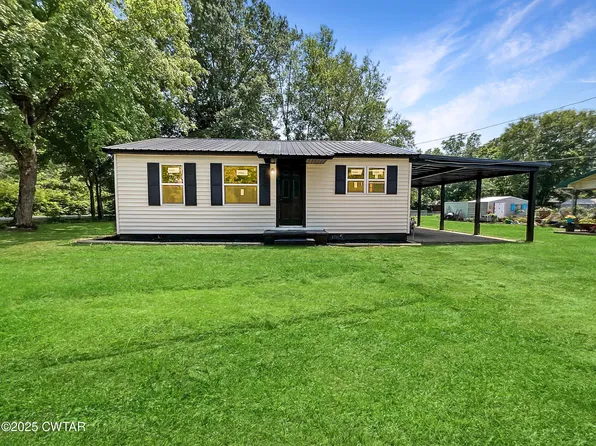 236 Clover St, Bruceton, TN 38317