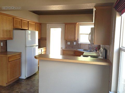 3rd image of 204 Aspen Grove Way