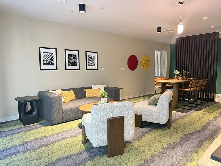 Comfortable Affordable 580 SqFt 1 Bed, 1 Bath - shareWESTSIDE Las Vegas — Photo 12