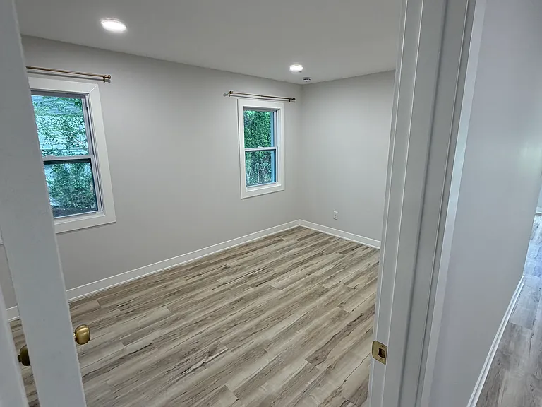 8650 Chicago Ave — Photo 8