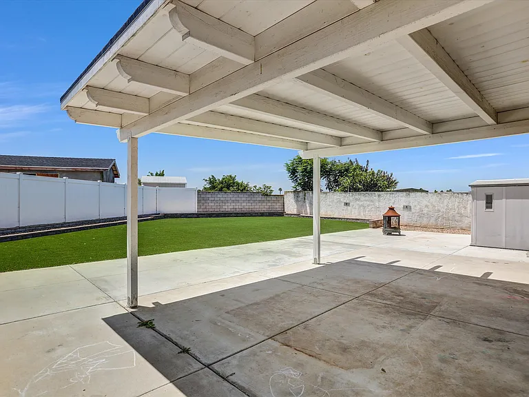 2683 Caulfield Dr — Photo 6