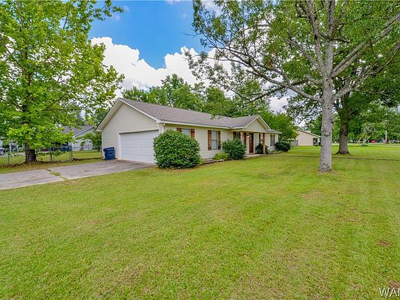 4th image of 5804 Buckhead Dr