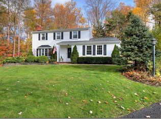 8327 Crystal Creek Rd, Northfield, OH 44067