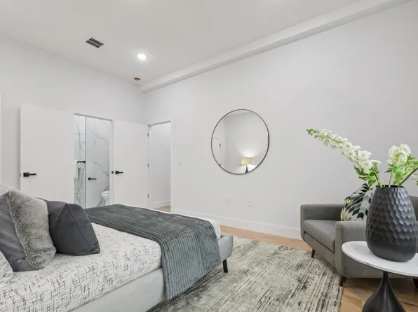 78 Beacon Avenue image 23 of 50