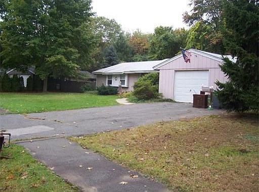 2nd image of 3 Oberlin Rd