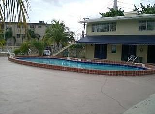 1st image of 11960 NE 19th Dr APT 2