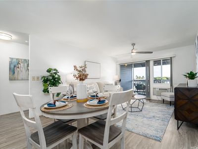 94-828 Lumiauau St APT Q201, Waipahu, HI, 96797