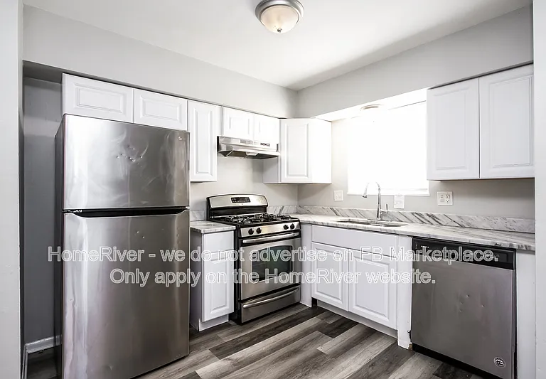 2806 Dietz St — Photo 6