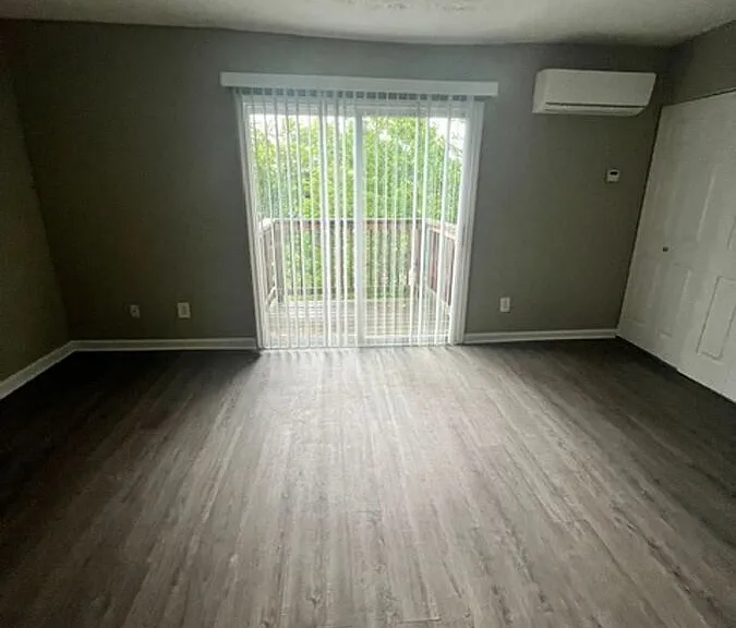 2066 Fairmont Ct #9 — Photo 5