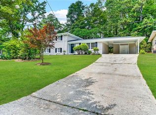 2725 Rainbow Forest Dr, Decatur, GA 30034