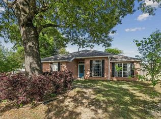 3104 Lost Creek Dr, Cantonment, FL 32533