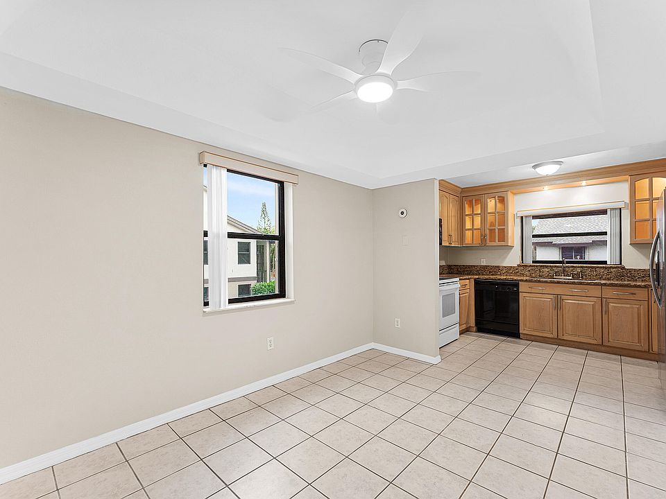 1st image of 1593 Cabot Ln APT 8