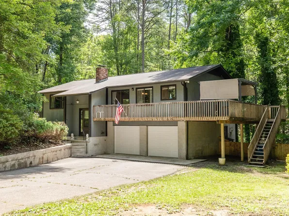 64 Mine Mountain Dr, Pisgah Forest, NC 28768