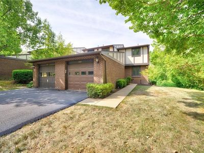 2820 Bingham Dr, Pittsburgh, PA, 15241