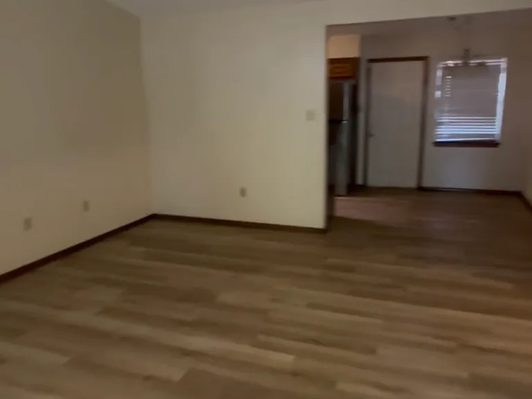909 NE Tortoise Dr #5C — Photo 9