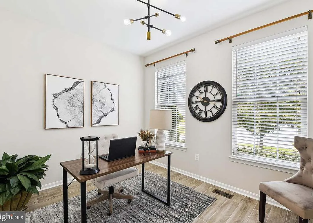5 bed, 3.5 bath, 3128 sqft, $4,500 — Photo 1